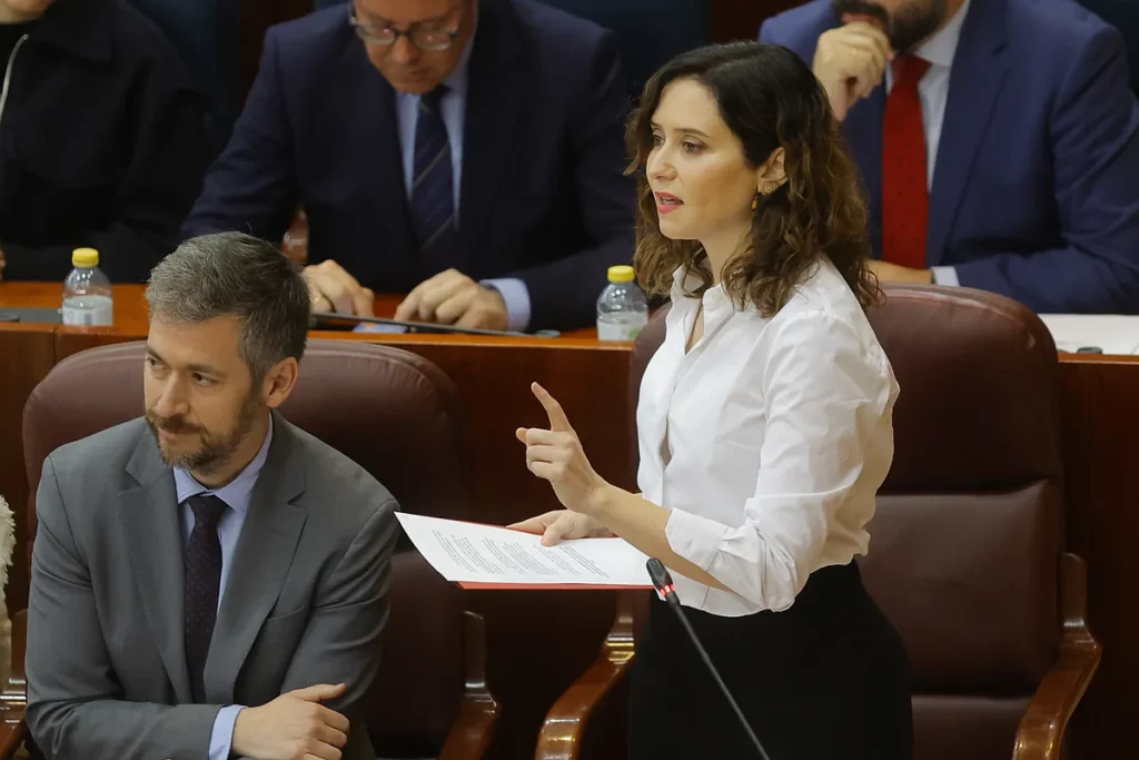 Controversia en el ICAM: La Búsqueda de Impunidad en el Caso de la Pareja de Ayuso
