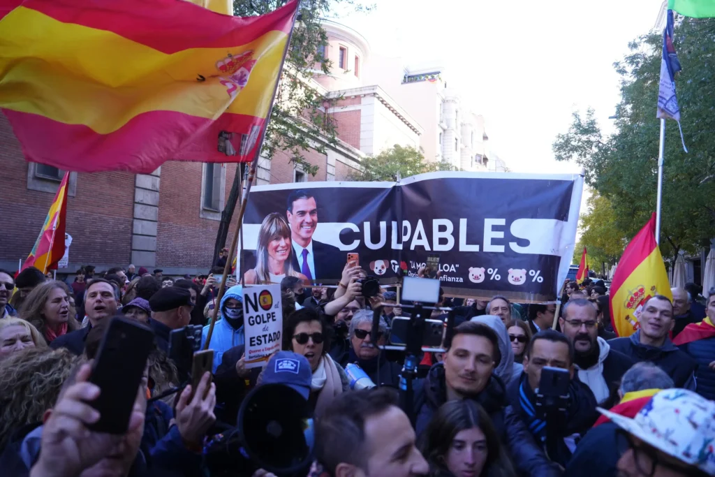 Crisis en Revuelta: La Ruptura entre Vox y su Organización Juvenil