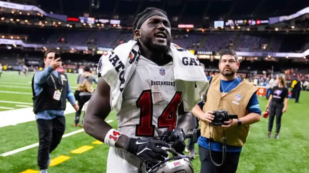 Crisis en Tampa Bay: Los Buccaneers enfrentan un final de temporada complicado