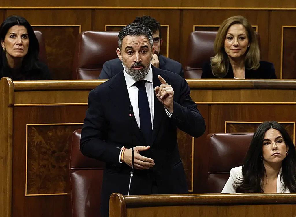Crisis en Vox: Revelaciones sobre la Gestión de Donaciones para Víctimas de la DANA