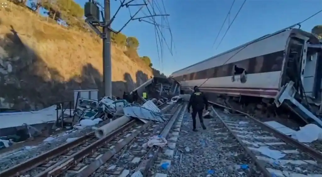 Desafíos Políticos y Sociales Tras el Accidente de Tren en Adamuz