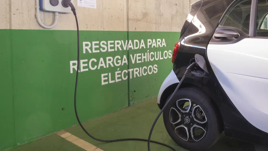 Desafíos en la Infraestructura de Cargadores Eléctricos en España