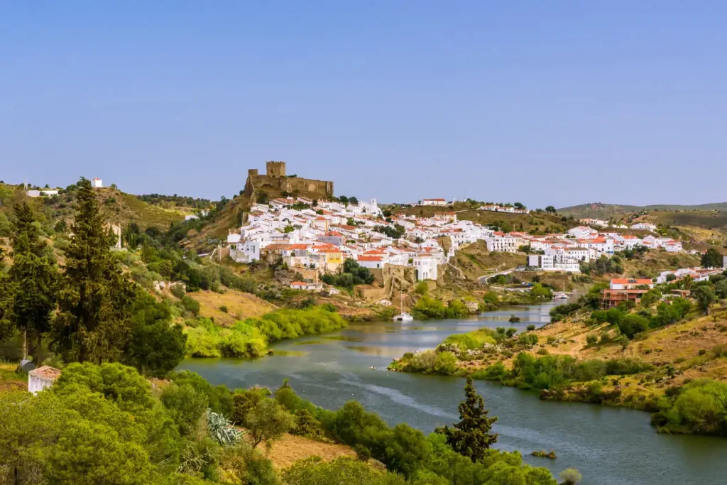 Descubriendo los Encantadores Pueblos del Alentejo Portugués