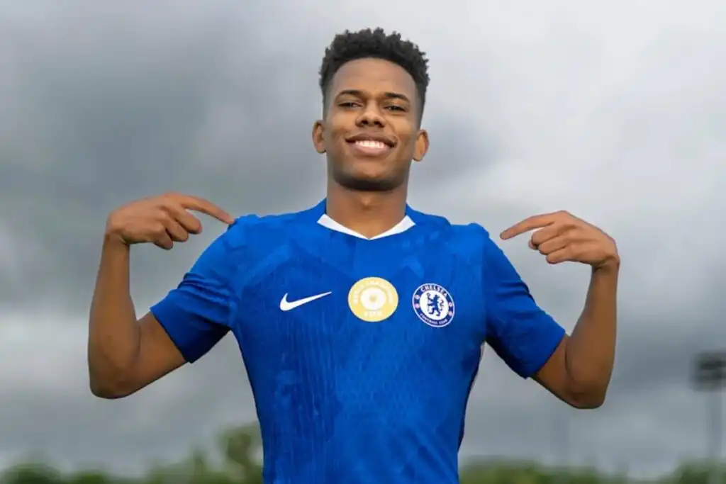 El Ascenso de Estevao Willian: Un Talento Brasileño que Revoluciona el Mercado de Coleccionables