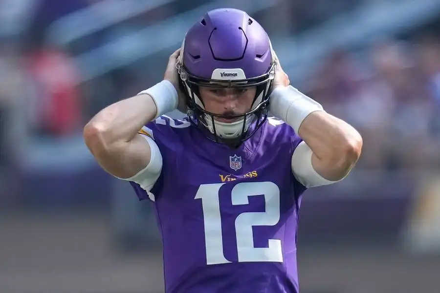 El Ascenso de Max Brosmer: Un Novato en el Ojo del Huracán NFL