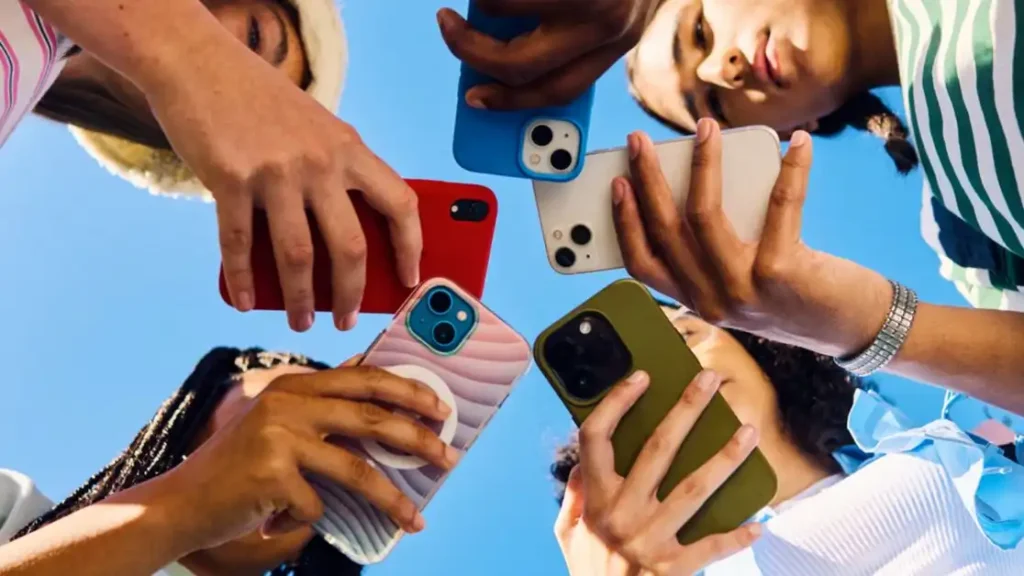 El Debate sobre la Protección de Menores en Redes Sociales: Un Enfrentamiento Político