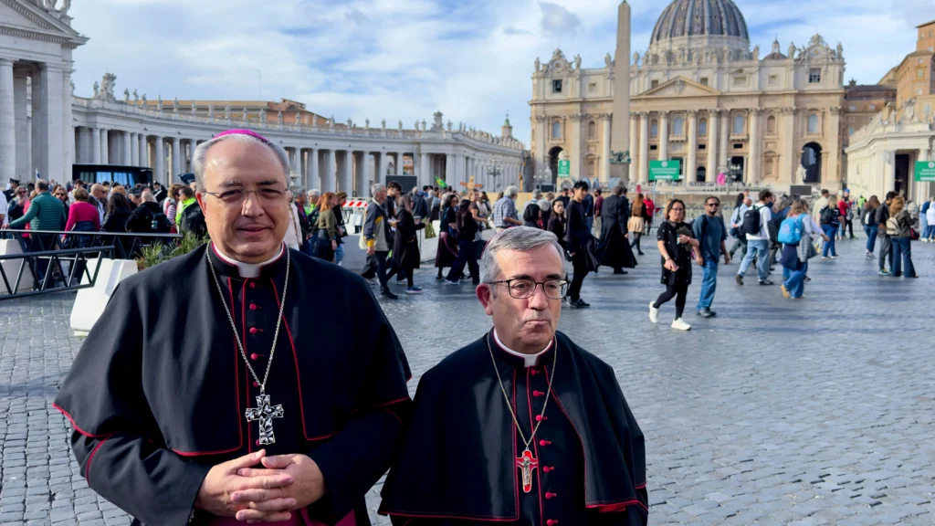 El Impacto de la Renuncia del Obispo de Cádiz en la Iglesia y la Sociedad