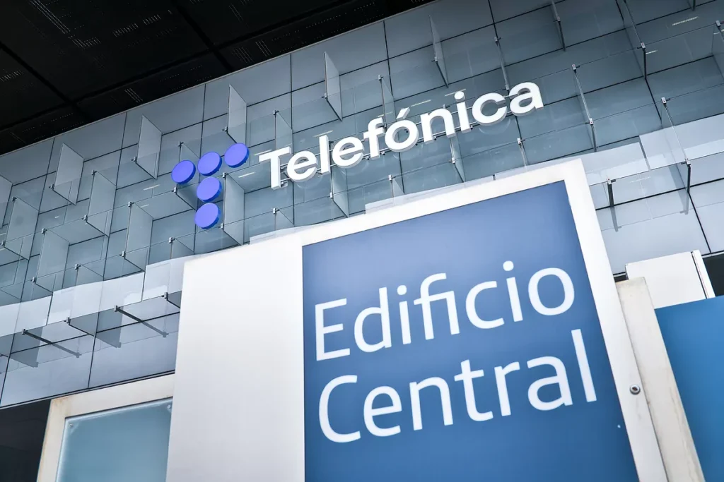 Telefónica y los Sindicatos: Un ERE en Tiempos de Negociación