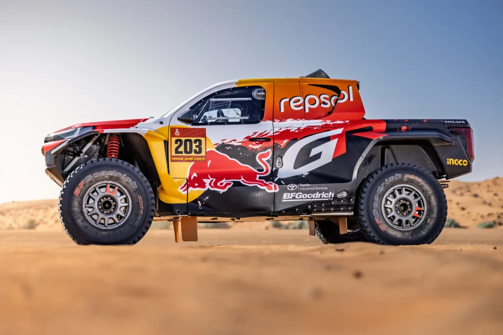 Toyota y Repsol: Preparativos para el Dakar 2026 en Madrid