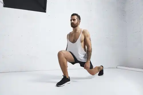 Transformando tu Cuerpo a los 40: El Método 2-2-2 para Ganar Fuerza y Masa Muscular